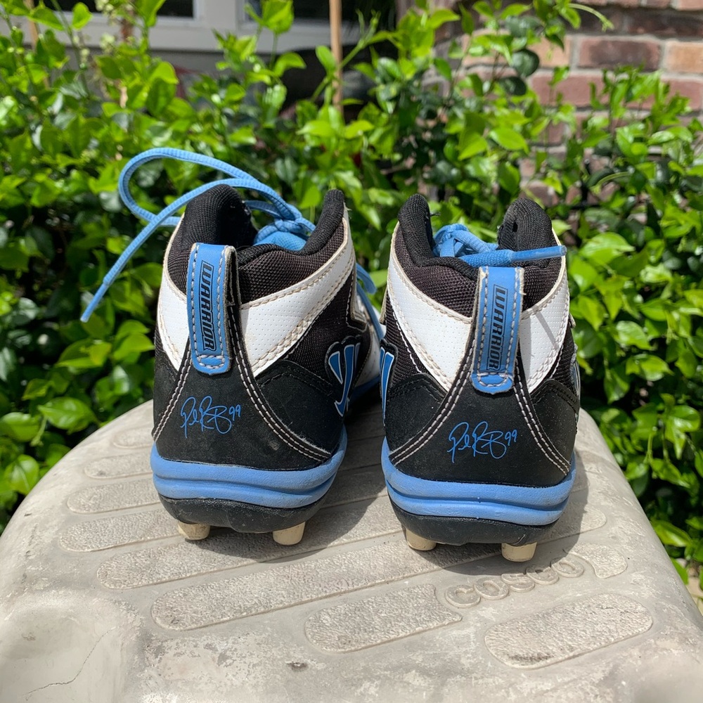Cleats - Picture 5 of 7